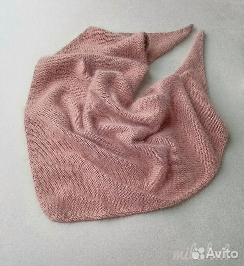 Вязаные шапка варежки косынка. Ручная работа