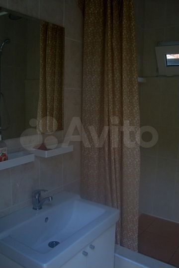 Комната 10 м² в 2-к., 1/1 эт.