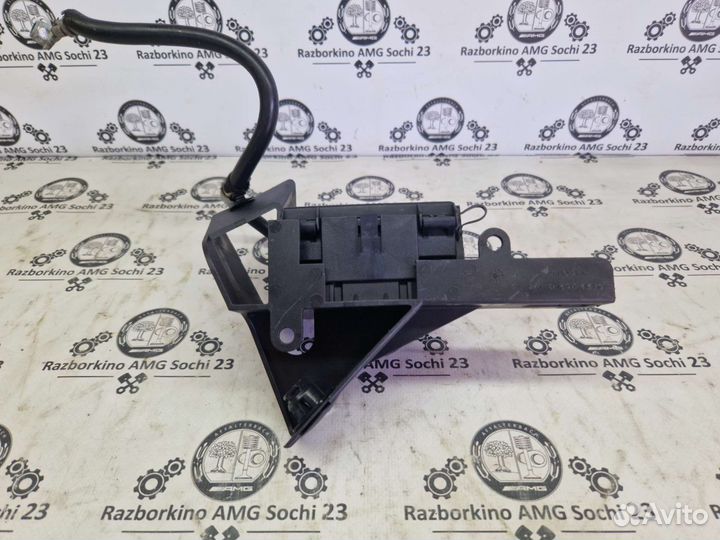 Блок предохранителей для Mercedes W212