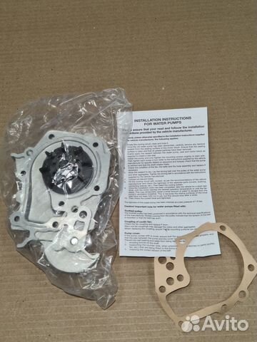Насос водяной (помпа) для Renault