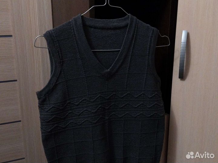 Жилет трикотажный серый 146-152