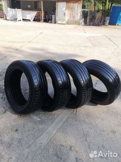 GT Radial Champiro HPY 235/55 R19