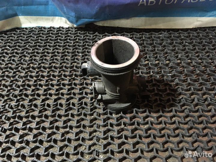 Заслонка дроссельная Renault Logan