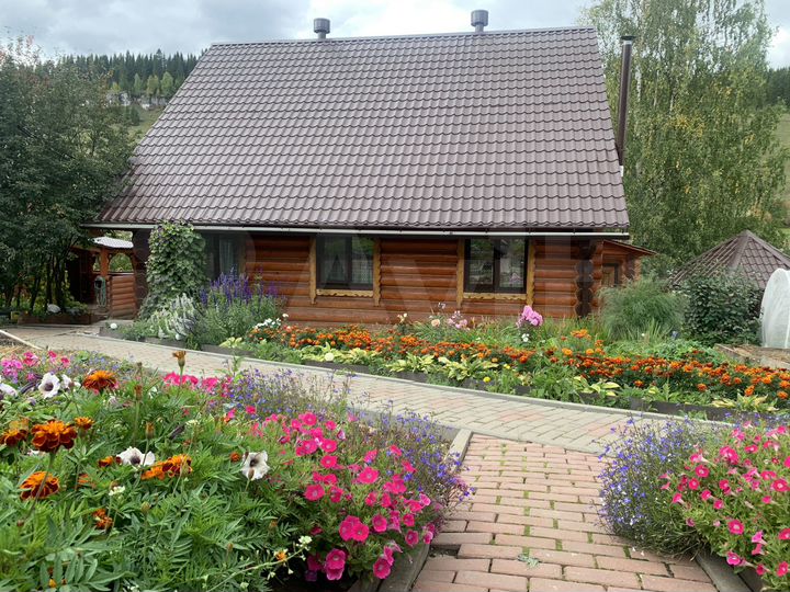 Дом 160 м² на участке 11 сот.