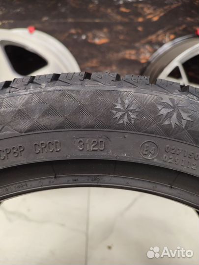 Continental ContiVikingContact 7 235/45 R17 97H