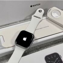 Apple Watch 8 с безрамочным диcплеeм (гаpнатии)