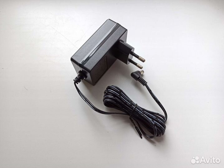 Блок питания для рулей Logitech Momo, GT, Pro