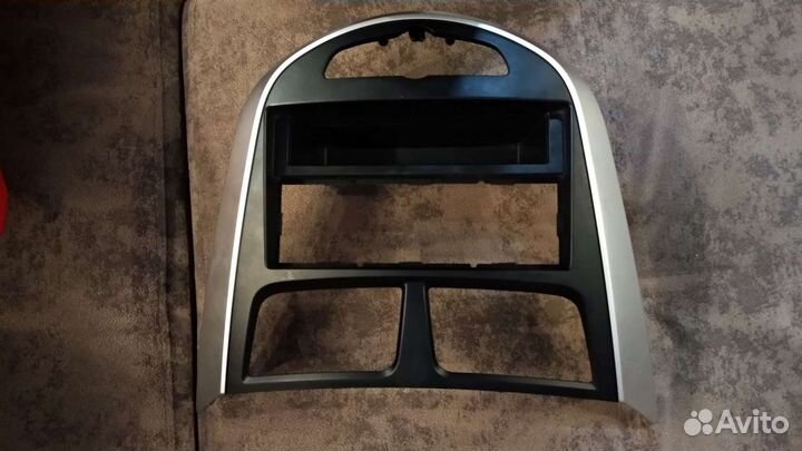 Рамка для магнитолы на солярис