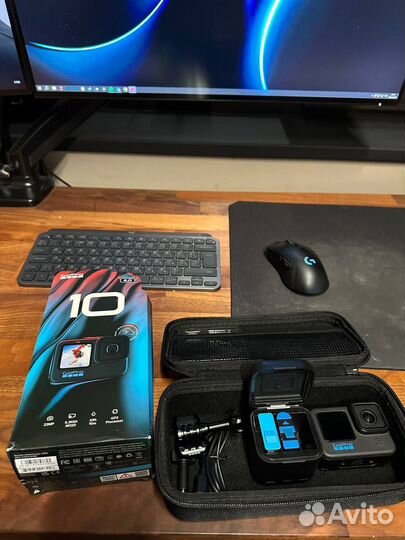 Gopro Hero 10 Black + доп. аксессуары