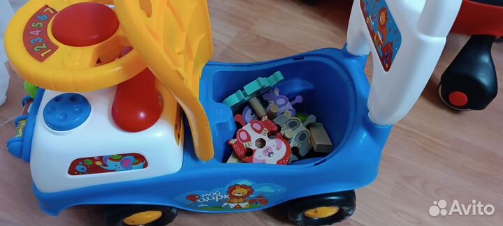 Детская машинка каталка