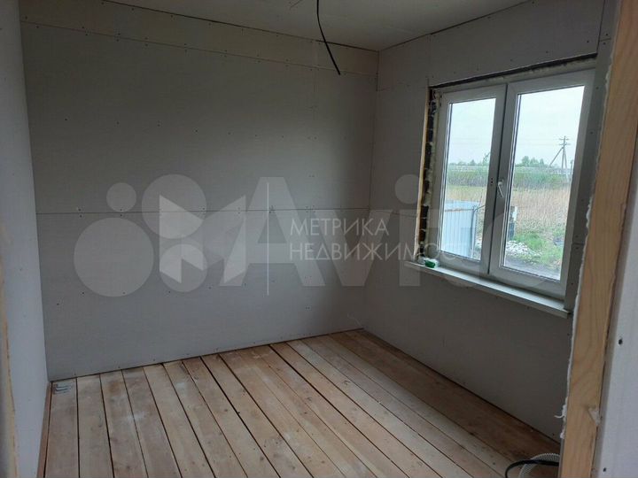 Дача 32 м² на участке 8 сот.