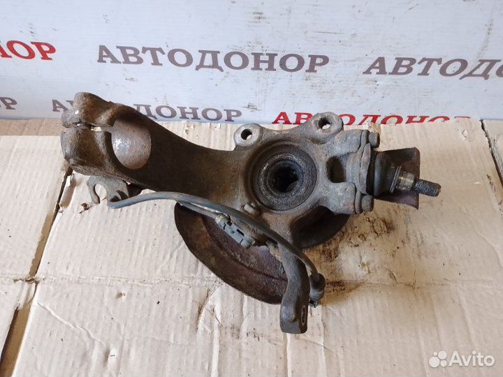 Поворотный кулак передний левый Volkswagen Sharan