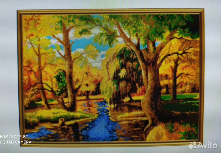 Картина вышитая чешским бисером