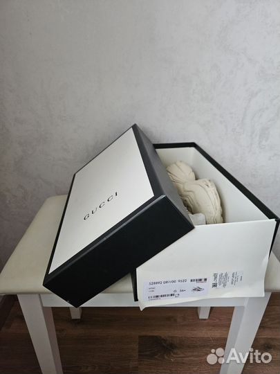 Кроссовки женские