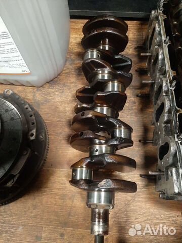 Коленвал audi 100 C4. 2.3