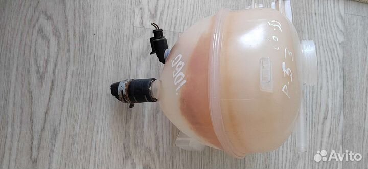 Расширительный бачок Opel Vectra