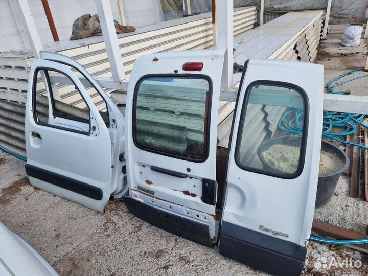Двери на Renault kangoo 1