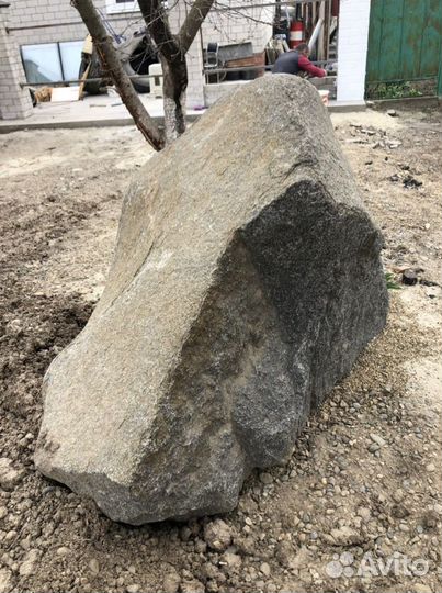 Гранитный Камень