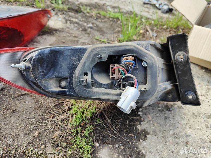 Luxgen 7 suv фонарь задний наружный правый