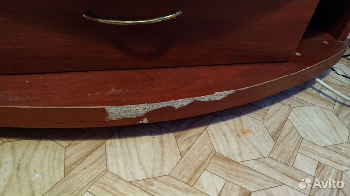 Тумба под телевизор