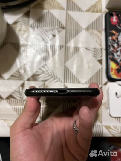 Телефон iPhone 7 32 gb