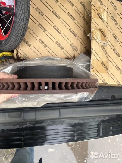 Тормозные диски Toyota prado 150