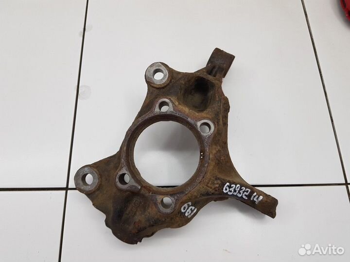 Кулак поворотный передний левый (Mazda 6)