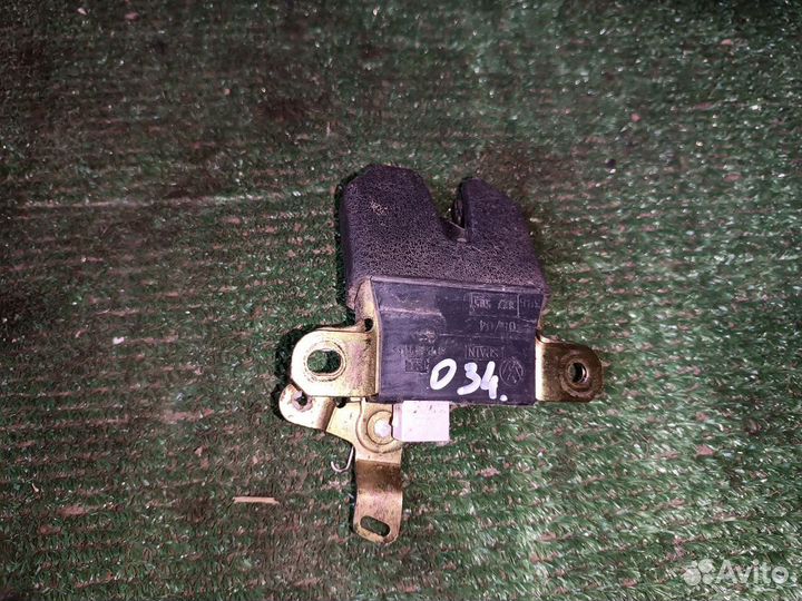 Замок багажника Volkswagen Passat B5 рестайлинг (2