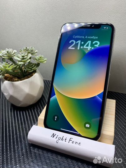 iPhone X, 64 ГБ