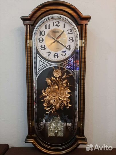 Часы электронные настенные