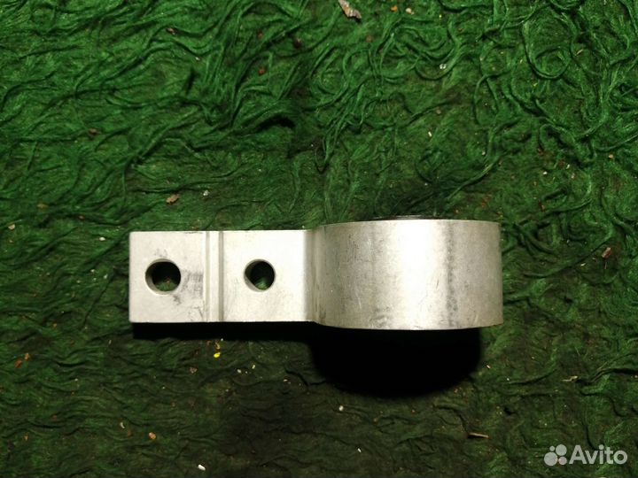 Сайлентблок Nissan X-Trail I 0113. delphi