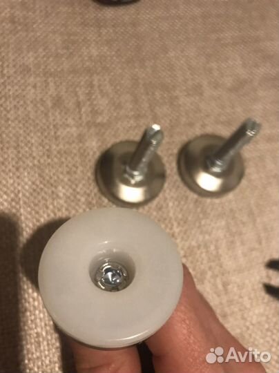 Ножки для мебели и стеллажей