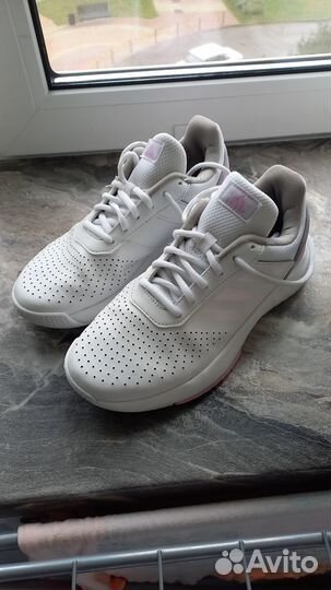 Кроссовки adidas для тенниса