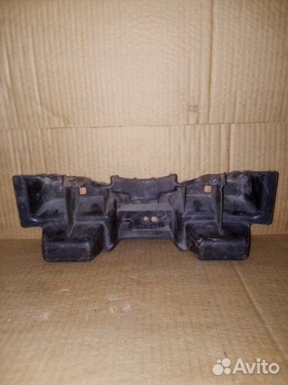 Кронштейн бампера передний Mazda Cx-7 2009