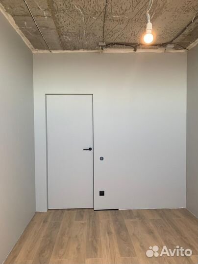 Скрытая дверь с коробкой