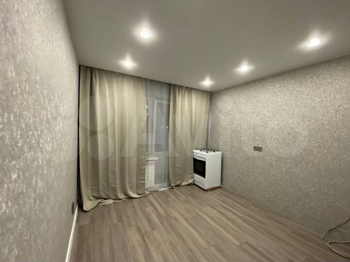 1-к. квартира, 38 м², 1/10 эт.