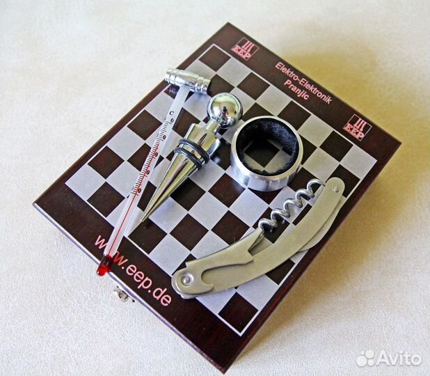 Подарочный набор для вина с шахматами