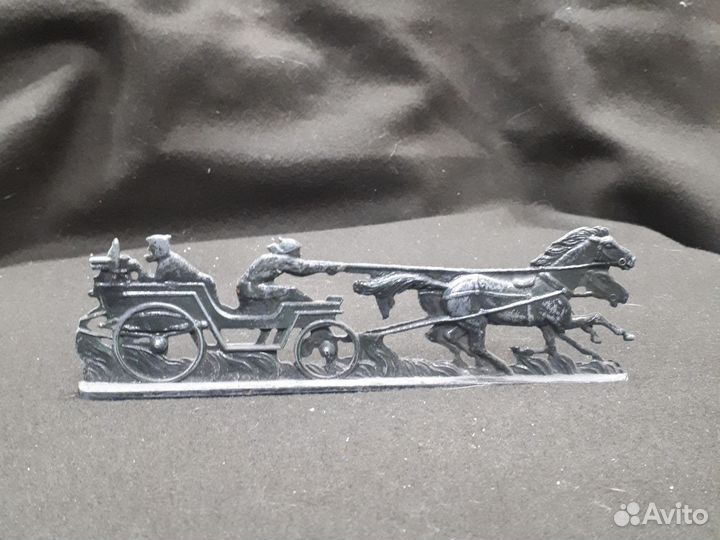 Тачанка металлическая игрушка СССР