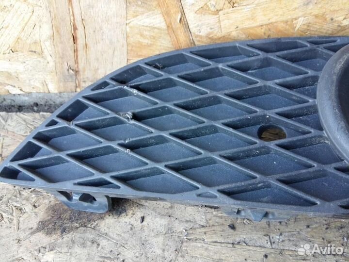 Накладка птф левая Opel Astra H 2004-2014