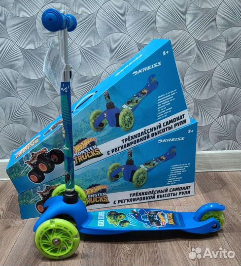 Самокат детский новый