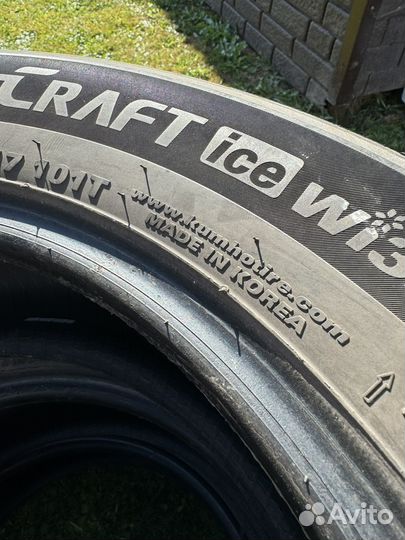 Kumho WinterCraft Ice Wi32 225/55 R17 101T