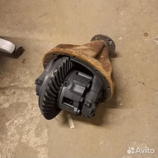 Редуктор заднего моста задний Toyota Land Cruiser