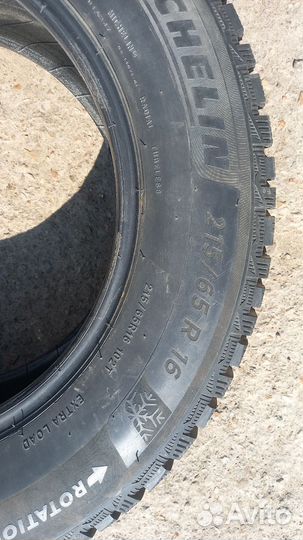 Michelin X-Ice North 4 215/65 R16