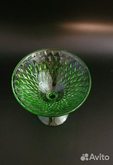 Конфетница цветное стекло СССР завод Неман