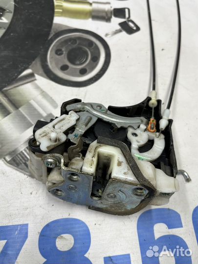 Замок двери задний правый pajero sport 2