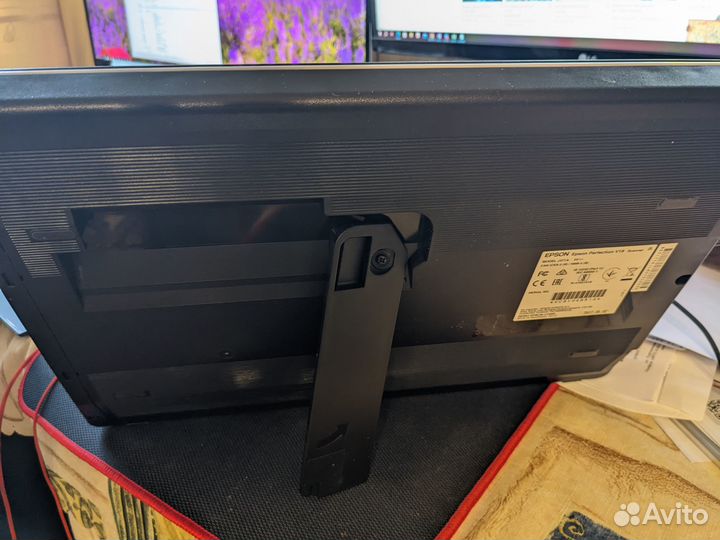 Сканер Epson perfection v19