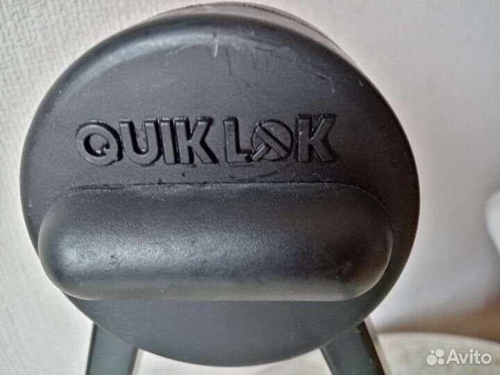 Стойка для гитары Quik Lok