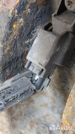 Ступица (кулак, цапфа) Ford Mondeo 3, 2005