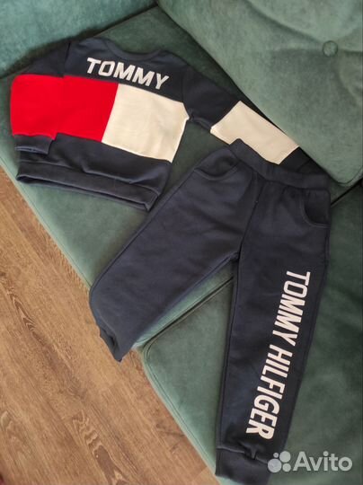 Костюм на мальчика Tommy Hilfiger 104-110 и 116