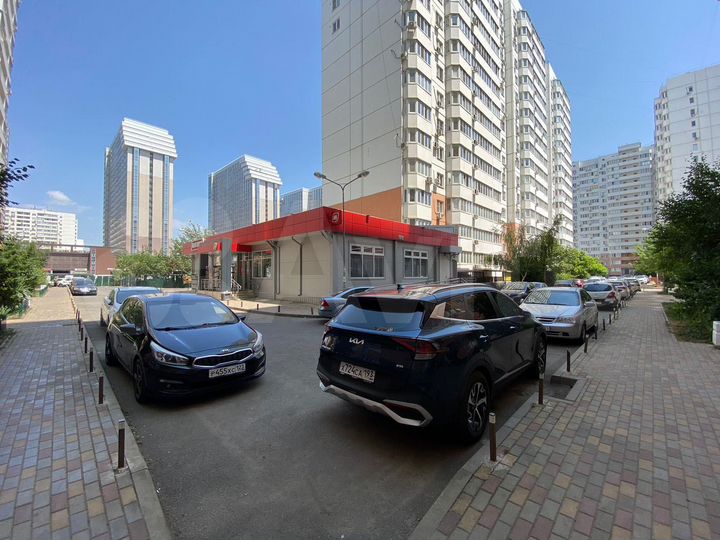 2-к. квартира, 54 м², 6/16 эт.